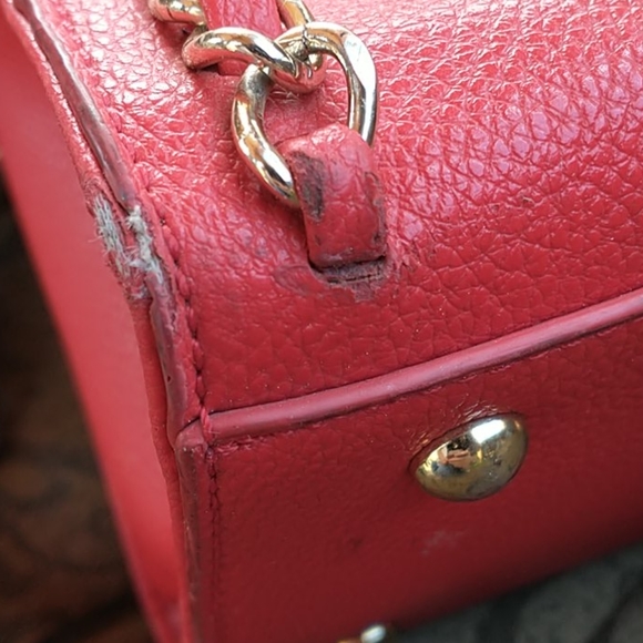 GUESS Large Red Leather Chain Crossbody Bag - Picture 14 of 15